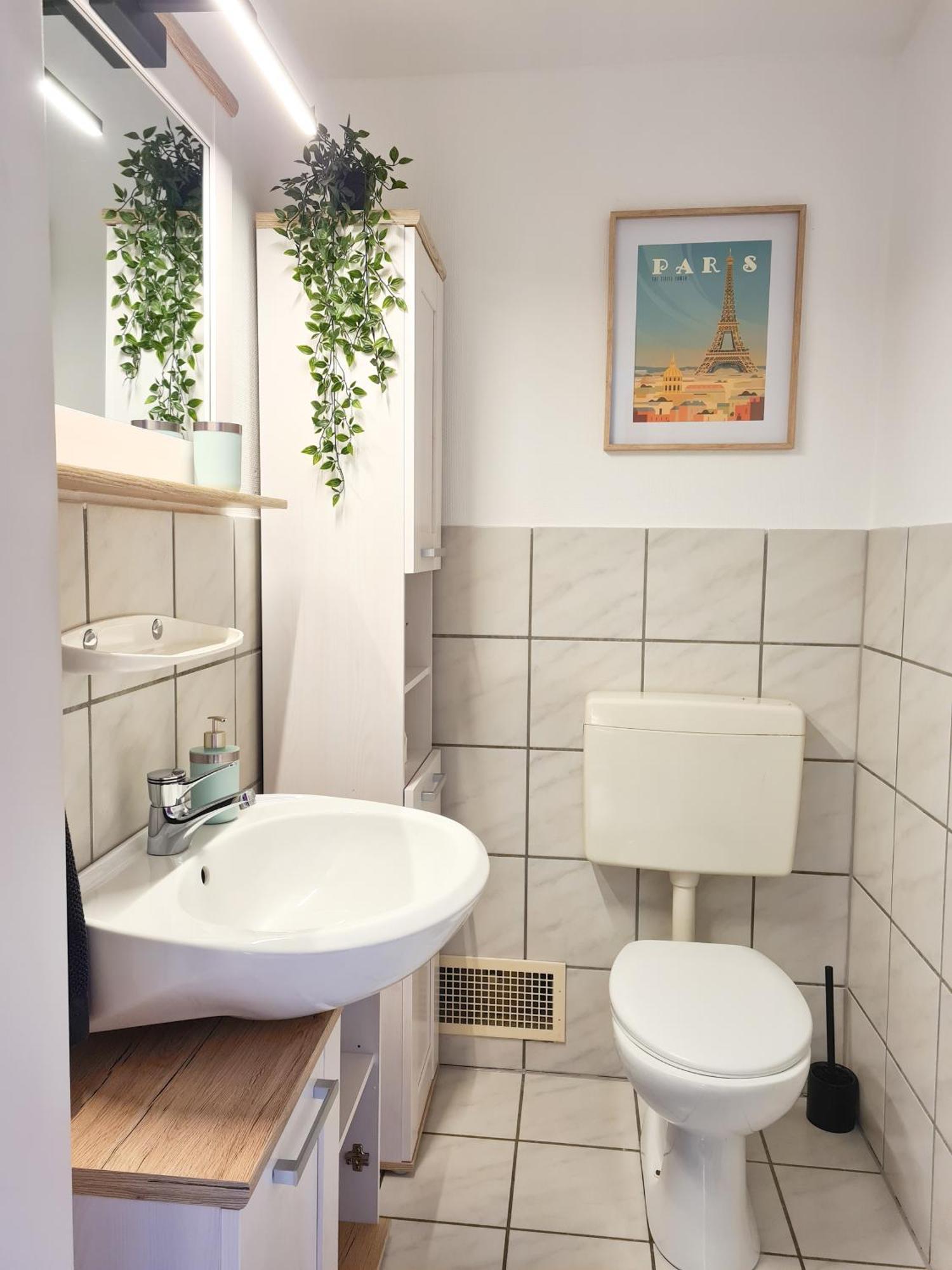Ferienwohnung Rote Tuer - Landleben Pur! Kirchhain Bagian luar foto