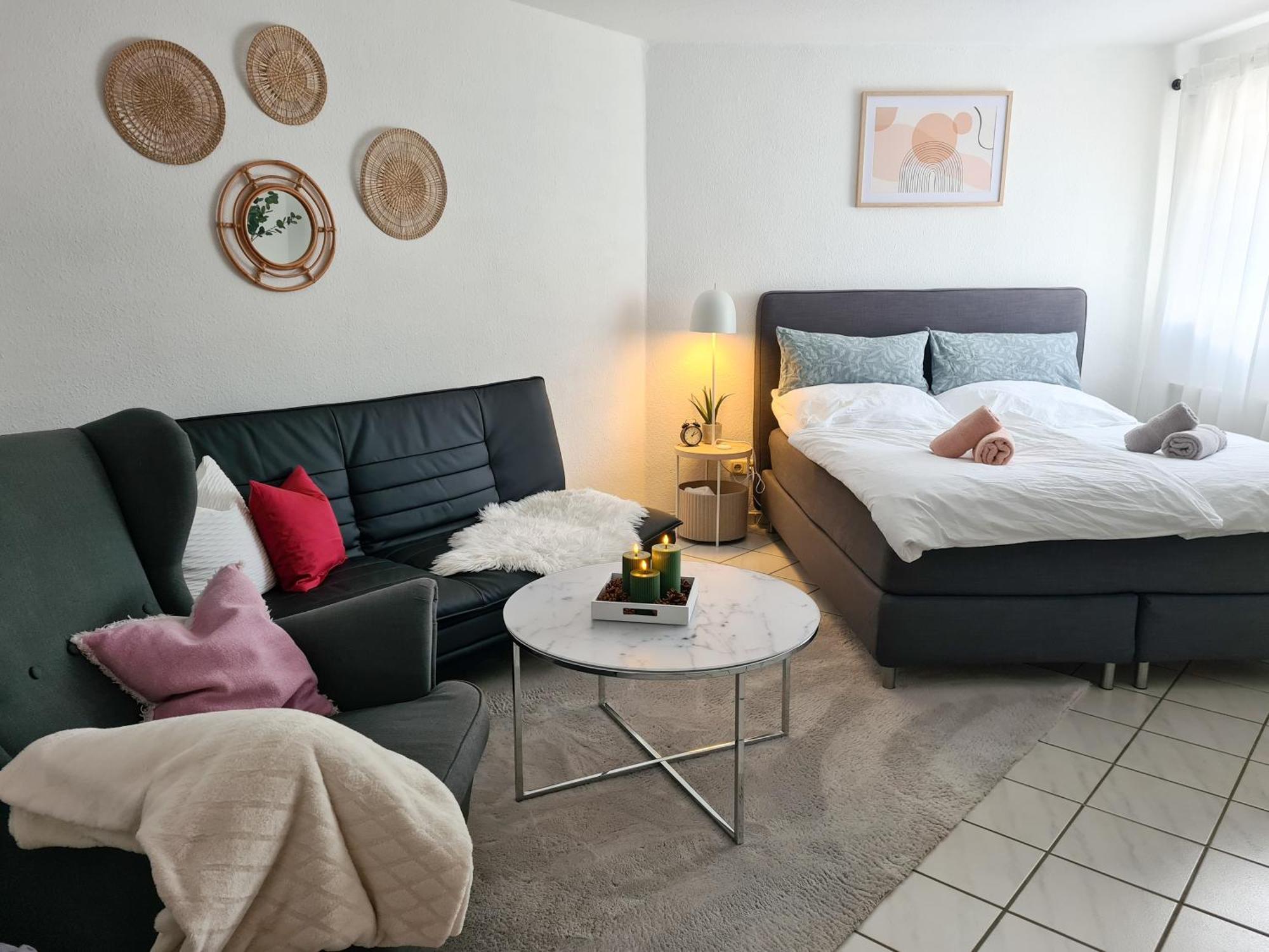 Ferienwohnung Rote Tuer - Landleben Pur! Kirchhain Bagian luar foto